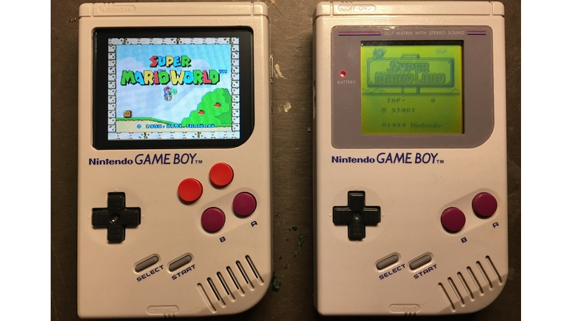 Nostálgico de la Game Boy la modifica y le añade una Raspberry Pi