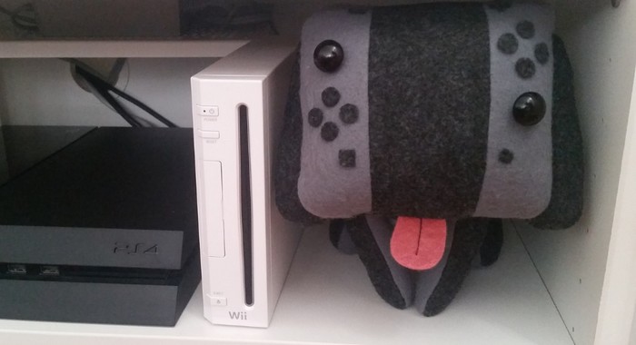 Adorable peluche inspirado en el mando de Nintendo Switch