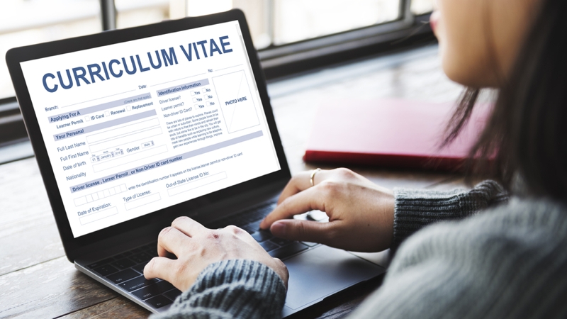 Crea tu currículum online fácilmente con CVLogin