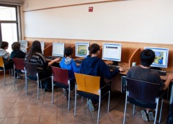 Consejos para usar un PC público sin riesgos