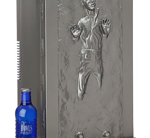 Nevera portátil con Han Solo congelado en carbonita