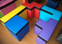 Bancos para tu casa en forma de piezas de Tetris