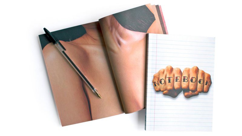Un cuaderno con imágenes del cuerpo para practicar tus tatuajes