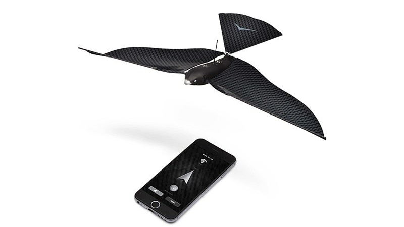 Bionic Bird: el pájaro mecánico que se controla con el móvil
