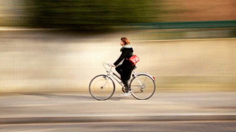 Con Bluristic puedes simular un efecto de velocidad en tus fotos