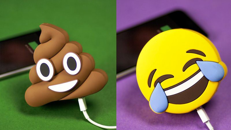 Carga tu móvil con estas baterías con formas de emoji