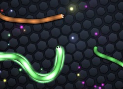 El clásico «Snake» de los móviles, ahora en Internet y multijugador