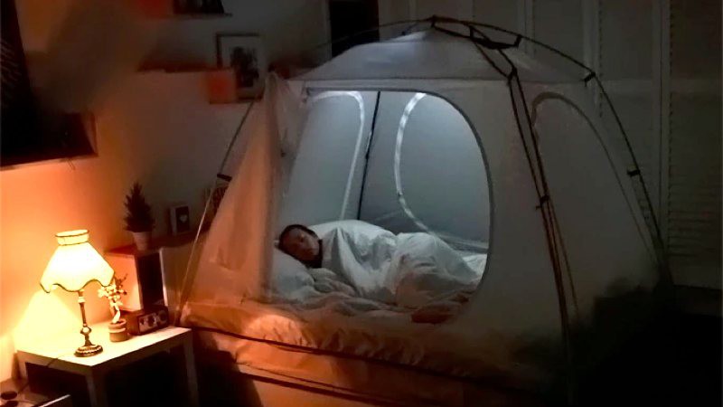 Room in Room: añade una versátil tienda de campaña a tu cama