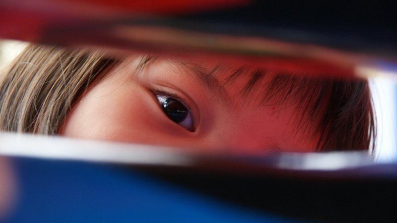 Cómo compartir fotos de niños en Facebook de forma segura