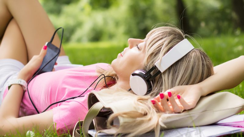 5 servicios para escuchar música gratis online y sin restricciones