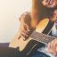 9 apps para aprender a tocar la guitarra y el piano