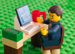 Juega con LEGO y construye lo que quieras en tu ordenador