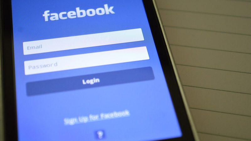 Cómo desactivar las pestañas de publicaciones en Facebook